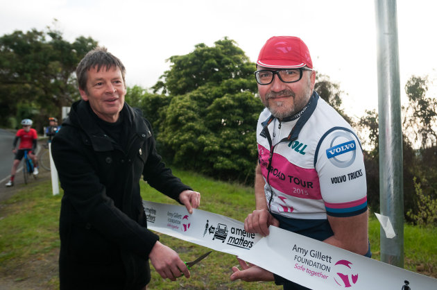 Road Safety Minister Donnellan (left) and Amy Gillett Foundation Chairman Mark Textor at the ribbon cutting for the new safety signs.